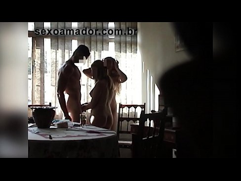 ❤️ 섹스 친구 초대 거대한 남자와 그와 삼인조 ️❌ 포르노 vk ko.shufflesex.ru에서